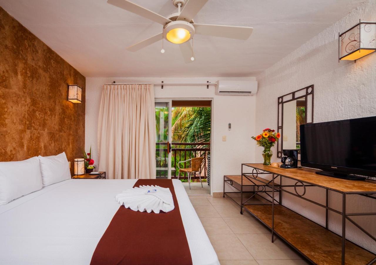 Tukan Hotel Playa Del Carmen Exterior photo