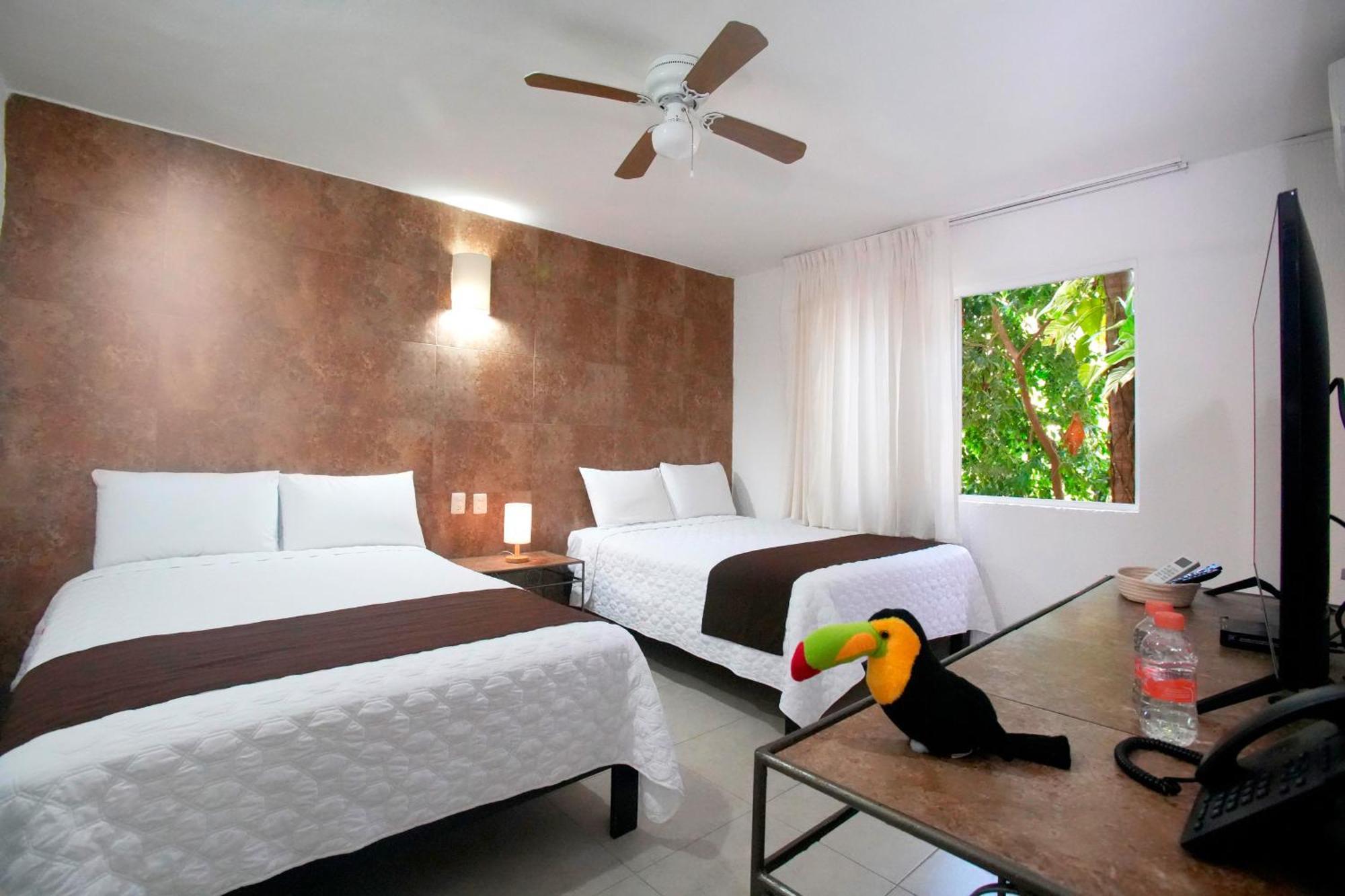 Tukan Hotel Playa Del Carmen Exterior photo
